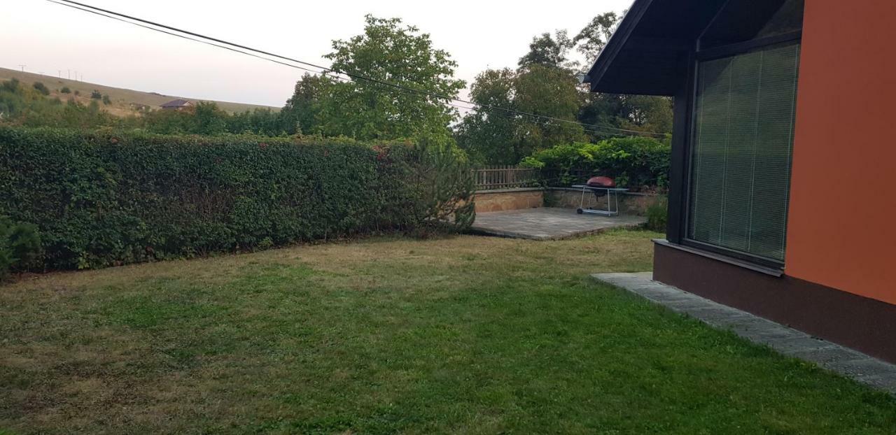 Garden View Villa Drienica Eksteriør billede